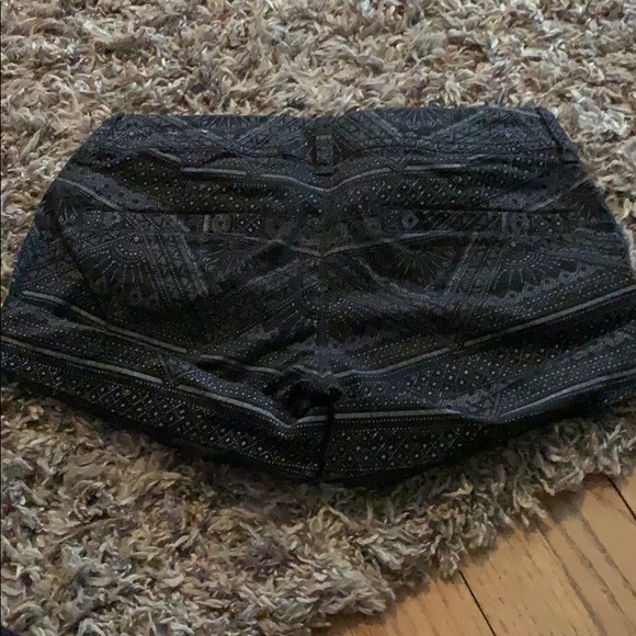 American eagle shorts - Picture 2 of 3